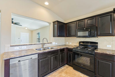 104 Steel Shot Ct — photo 4