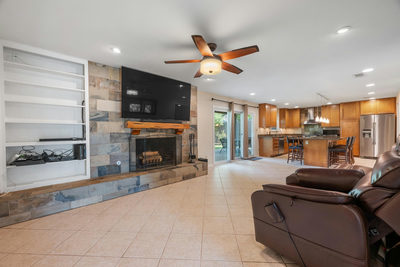 8612 Stillwood Ln — photo 2