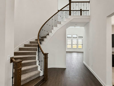 201 Archway Ln — photo 3