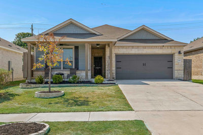 1705 T H Johnson Dr — photo 2