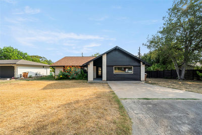 7304 Hartnell Dr — photo 2