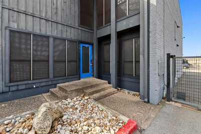 909 Reinli St #101 — photo 2