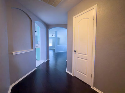 310 Bubbling Brook Dr — photo 5