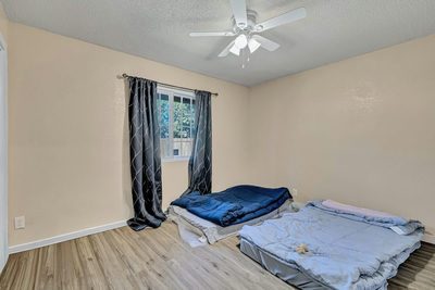 205 Liverpool Dr — photo 5