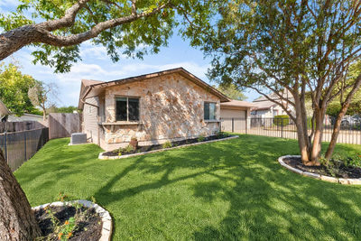 11210 Henge Dr — photo 3