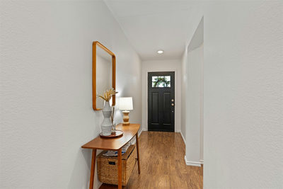 303 Almquist St — photo 2