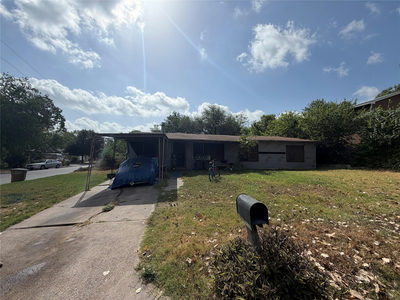 4909 Eastdale Dr — photo 2