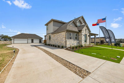 484 Treadwell Ln — photo 3