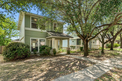 2301 Melissa Oaks Ln — photo 3