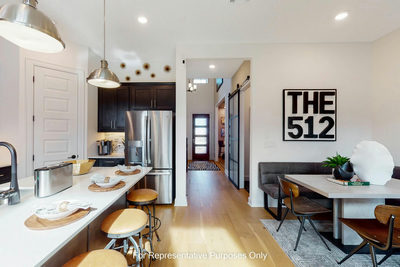 13201 Keefer Dr — photo 2