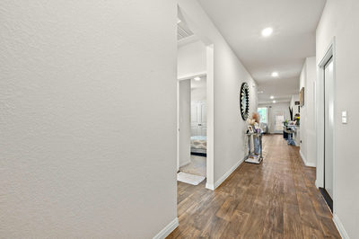 201 Connor Ln — photo 4