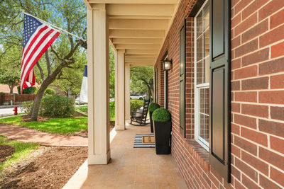 2307 Sharon Dr — photo 2