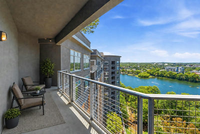 54 Rainey St #PH20 — photo 2