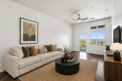 54 Rainey St #PH20 — photo 3