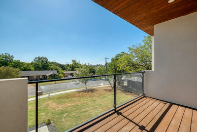 5700 LOUISE Ln — photo 4