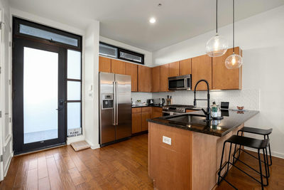 2525 S Lamar Blvd #206 — photo 5
