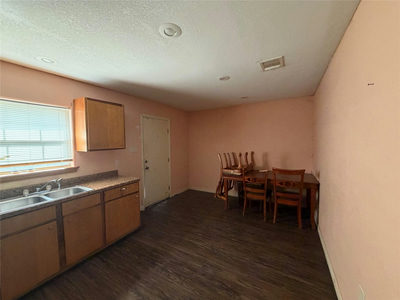 900 Lee Ln — photo 2
