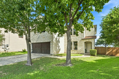 1660 Bayland St — photo 2