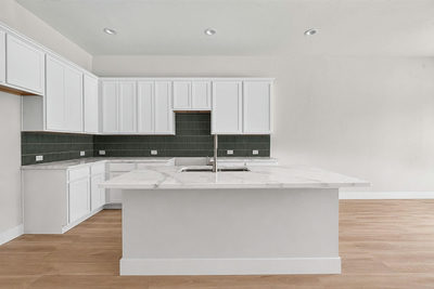 5001 Pecan Springs Rd #31 — photo 3