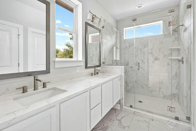 5001 Pecan Springs Rd #31 — photo 4