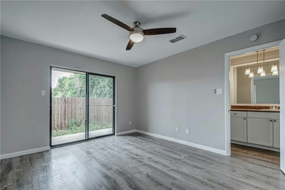 4307 S 1st St #108 — photo 4