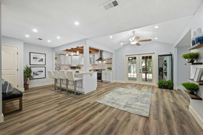 5100 Plumas Ln — photo 3