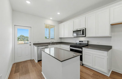 253 Elk Ave — photo 4