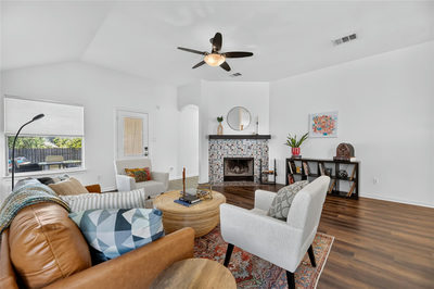 9213 Grant Forest Dr — photo 4