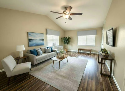 11004 Elm St — photo 2