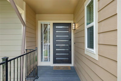 205 Venture Blvd S — photo 2