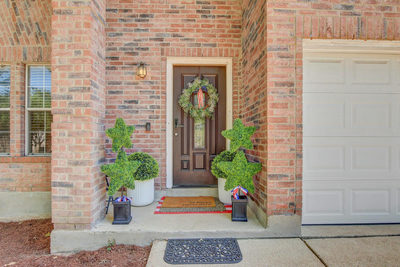 1022 Silverstone Ln — photo 2