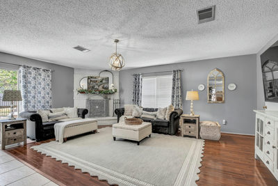 1022 Silverstone Ln — photo 4