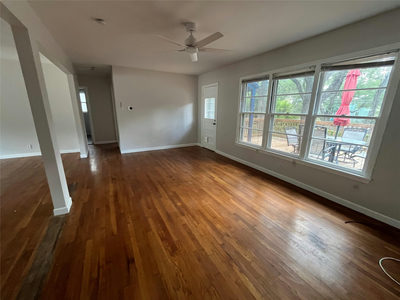 134 E Hillcrest Dr — photo 2