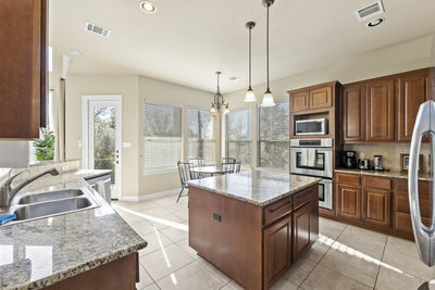 5001 McIntyre Cir — photo 3