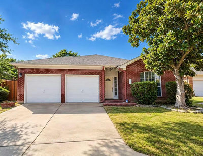 1235 Blackthorn Dr — photo 3
