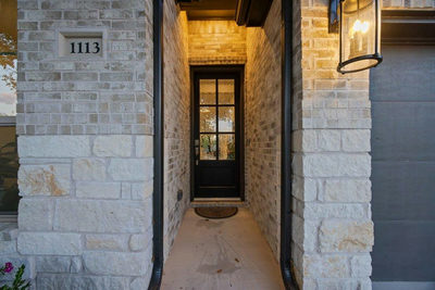 1113 Mulberry Oak Ln — photo 2