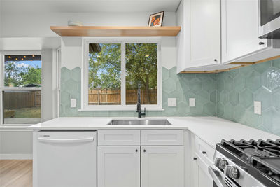 4703 Candletree Ln — photo 2
