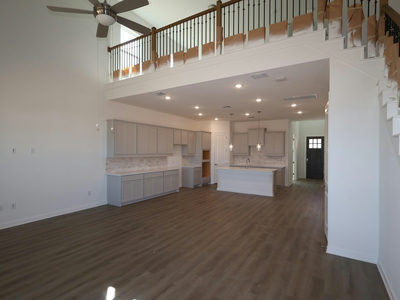 912 Purmela St — photo 4