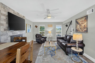 8608 Delaware Ct — photo 2