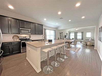 13313 Henneman Dr — photo 2
