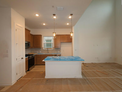 836 Corvallis Dr — photo 3