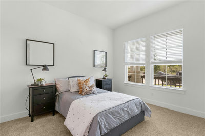231 Oak Blossom Rd — photo 4
