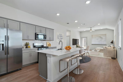 128 Scarborough Way — photo 3