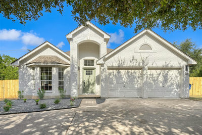 1012 N Railroad Ave — photo 2