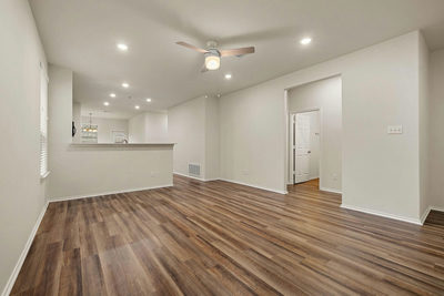284 Zuma Dr — photo 5