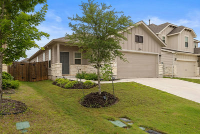 284 Zuma Dr — photo 2