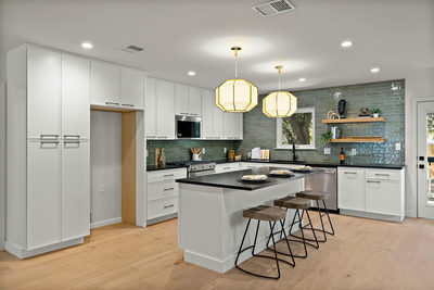 8102 Burrell Dr — photo 3