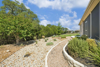306 Kitty Hawk Rd — photo 2