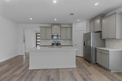 157 Adelton Blvd — photo 4