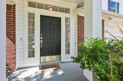 607 Sparkling Brook Ln — photo 3